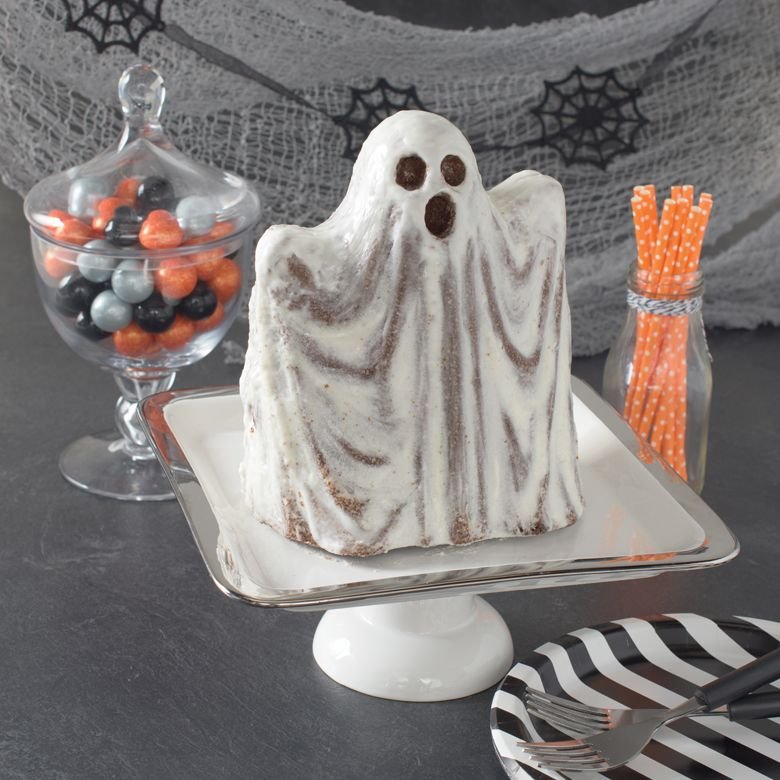 Halloween Haunting Ghost Cake Pan