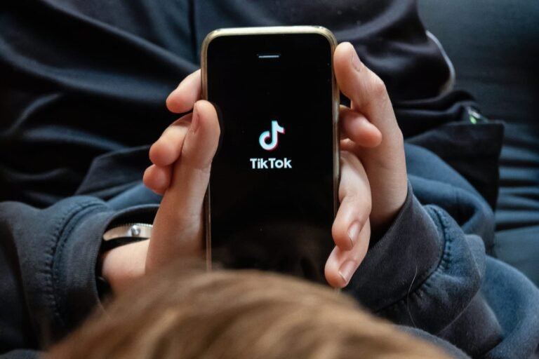 TikTok to Shut Down U.S. Operations on Sunday as Supreme Court Decision Looms