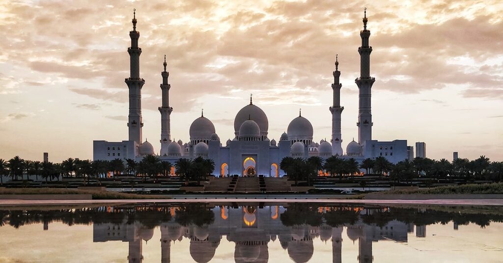 UAE private sector to get 5 days off, officially UAE private sector to get 5 days off, officially