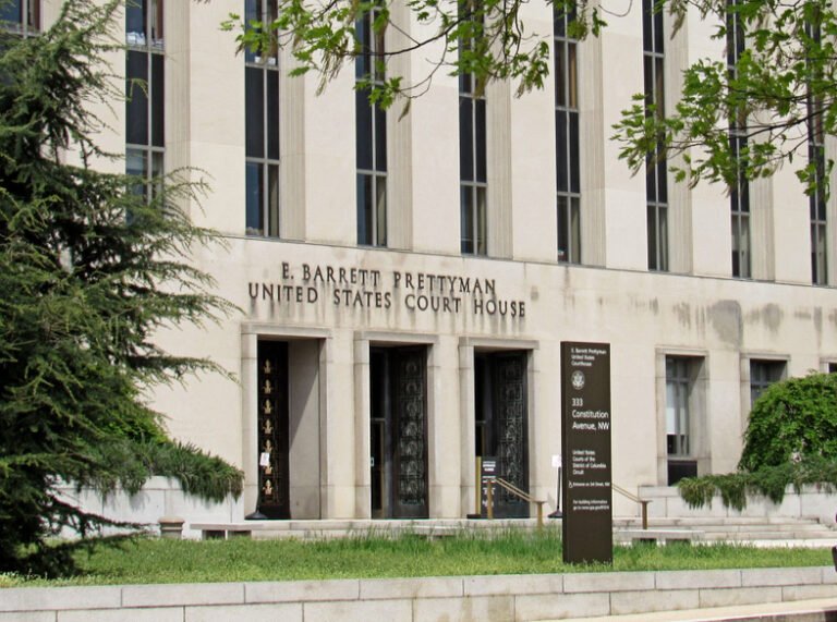 After DC Circuit reinstates fired agency board members, chief justice pauses action