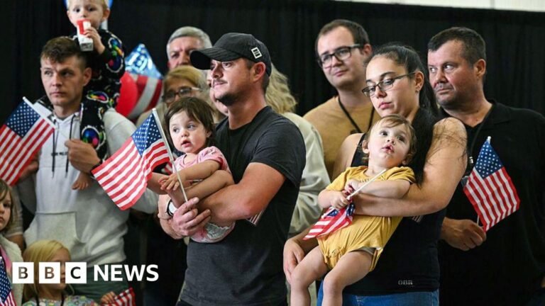 First group lands in US First group lands in US