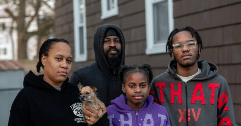 How Hotels Became New York’s Go-To Fix for Homelessness — ProPublica