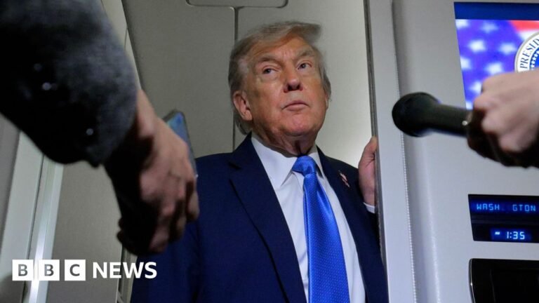 Trump’s Iran dilemma exposes bitter split in president’s circle
