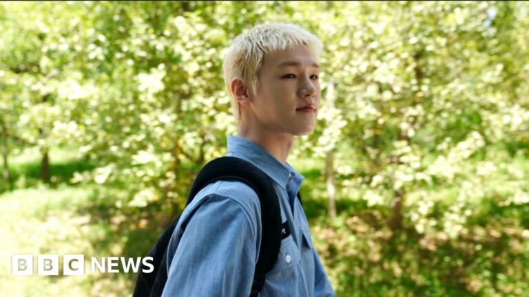 The K-pop star who came out to the world on stage