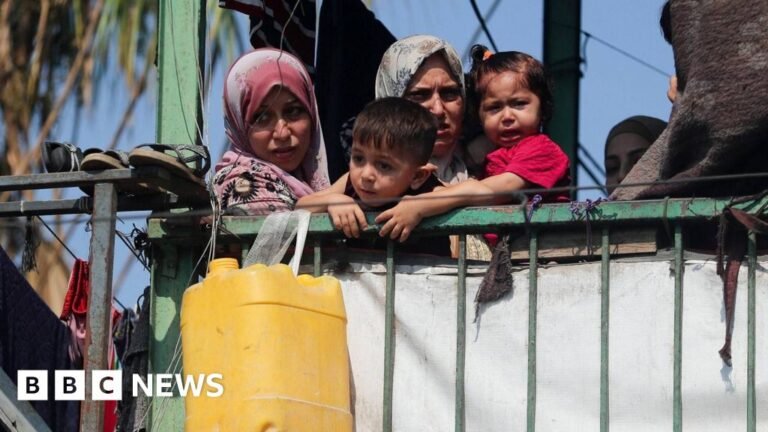 Gaza truce talks on verge of collapse, Palestinian officials say