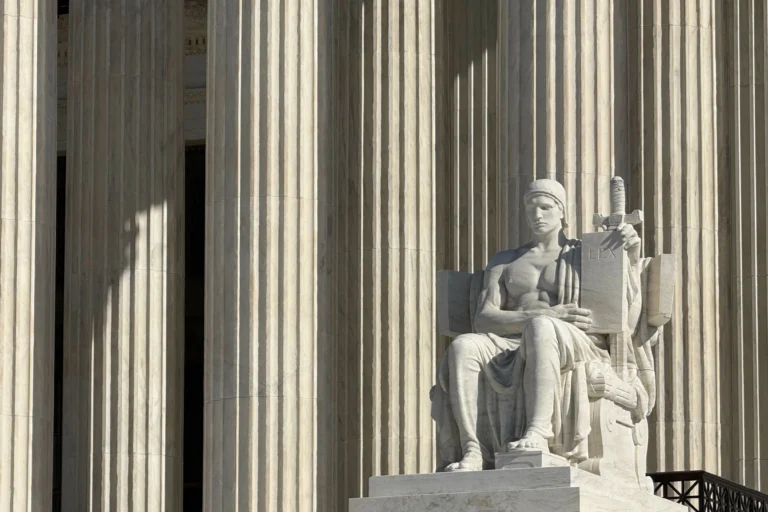 Federal employees urge Supreme Court to keep order in place preventing their firing