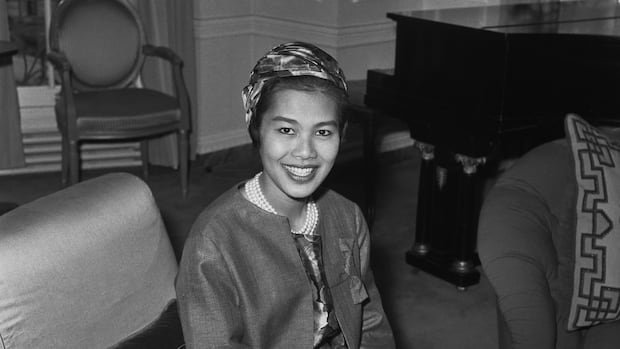 Queen Mother Sirikit, Thailand’s influential and glamorous royal, dead at 93 Queen Mother Sirikit, Thailand’s influential and glamorous royal, dead at 93