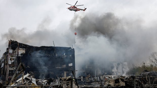 Russian aerial attack on Kyiv kills 2, injures 13, Ukrainian officials say Russian aerial attack on Kyiv kills 2, injures 13, Ukrainian officials say