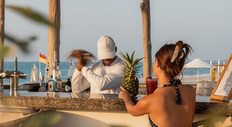 Celebrate the season in style at Saadiyat Beach Club Abu Dhabi Celebrate the season in style at Saadiyat Beach Club Abu Dhabi