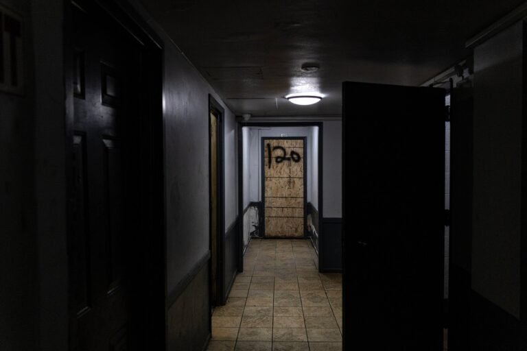 After Midnight Raid on Chicago Apartment Building, No One Was Charged With a Crime — ProPublica