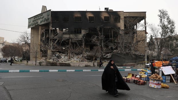 As U.S. moves ships toward Iran, Revolutionary Guard commander warns his force has its ‘finger on the trigger’ As U.S. moves ships toward Iran, Revolutionary Guard commander warns his force has its ‘finger on the trigger’