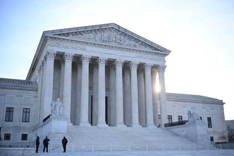Justices appear dubious of challenge to constitutionality of foreclosure sales