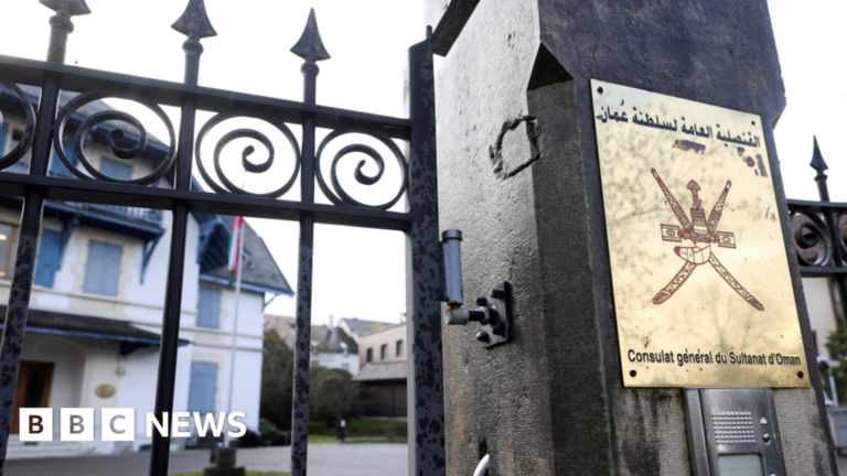 Nuclear talks between US and Iran end in Geneva Nuclear talks between US and Iran end in Geneva