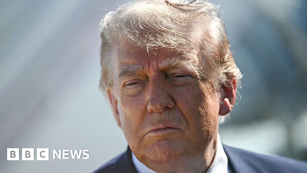 Trump tells US negotiators ‘not to rush’ into deal with Iran Trump tells US negotiators ‘not to rush’ into deal with Iran