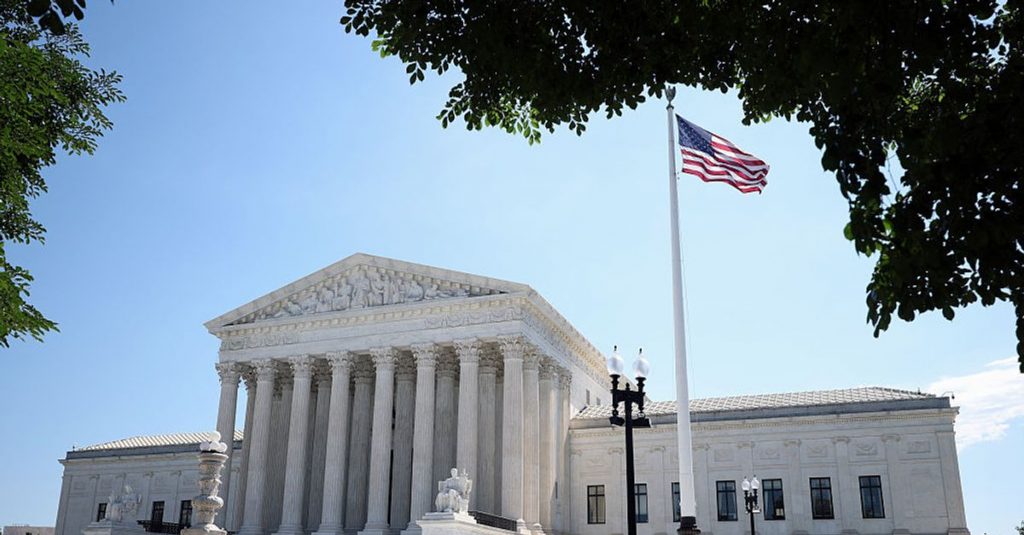 Court rules against cell service providers over right to jury trial in FCC proceedings