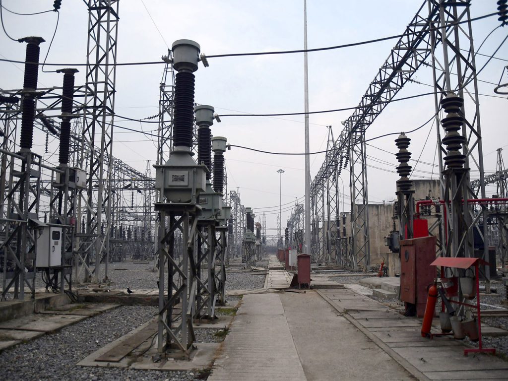 Delhi Power Grid Triumphs Amid Record
