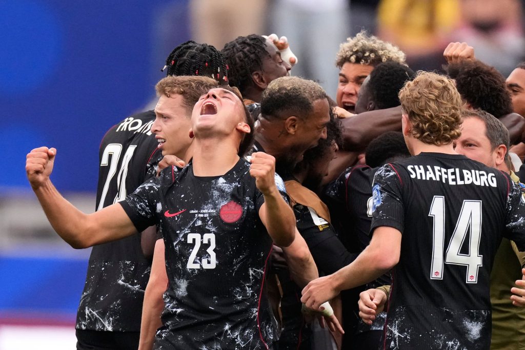 Canada defeats South Africa 1-0 in first round of 32 match on World Cup Day 18, in photos