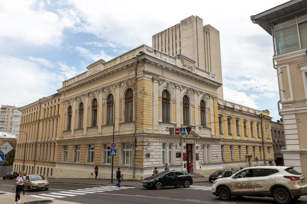 UNESCO will help restore the library in Kharkiv that was damaged by Russia UNESCO will help restore the library in Kharkiv that was damaged by Russia