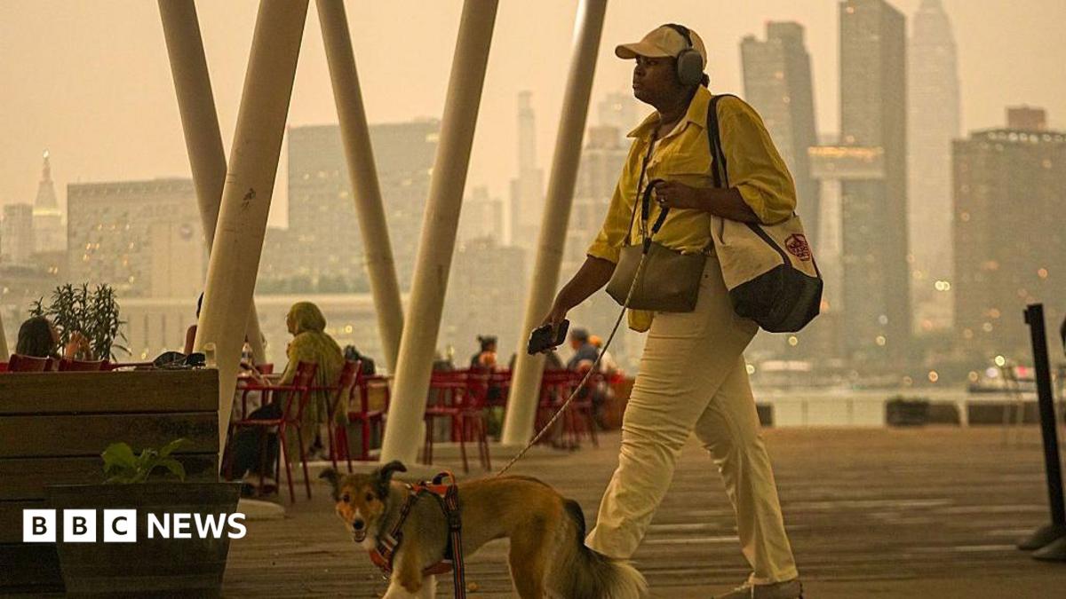 800 Canadian Wildfires Trigger Severe Air Quality Alerts Across North America