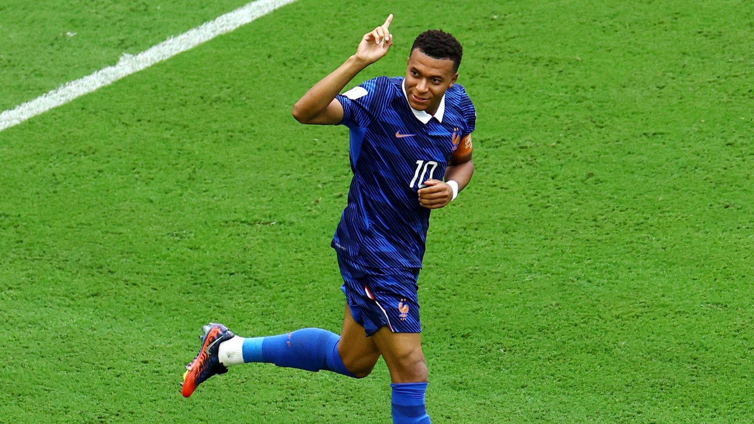 Kylian Mbappé passes Lionel Messi’s record with two World Cup goals against England Kylian Mbappé passes Lionel Messi's record with two World Cup goals against England