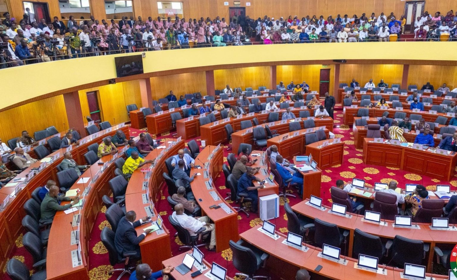 Parliament approves renewal of headlease for Regina House in London