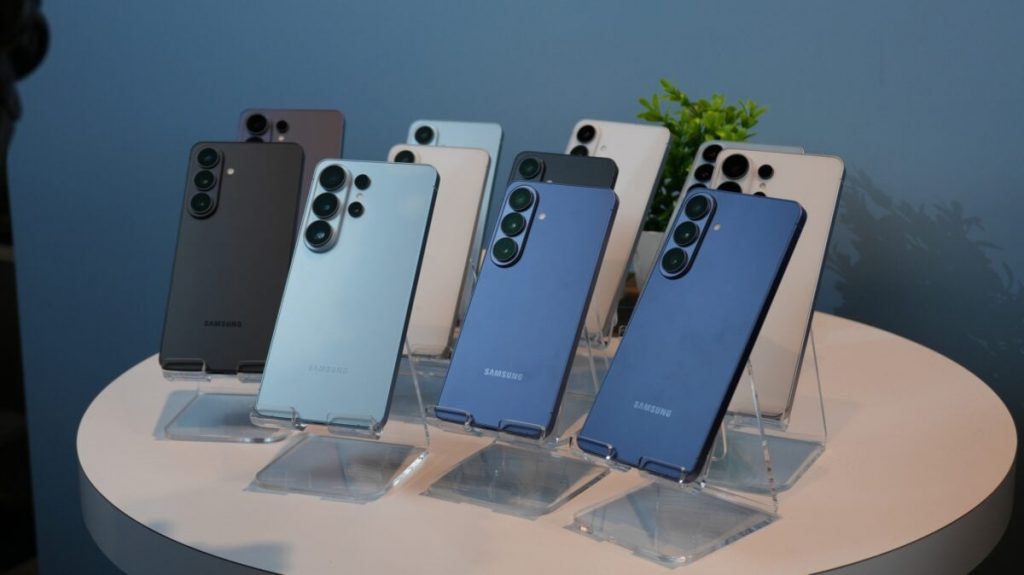 Samsung’s rival OnePlus reportedly pulls out of Europe and the US Samsung's rival OnePlus reportedly pulls out of Europe and the US