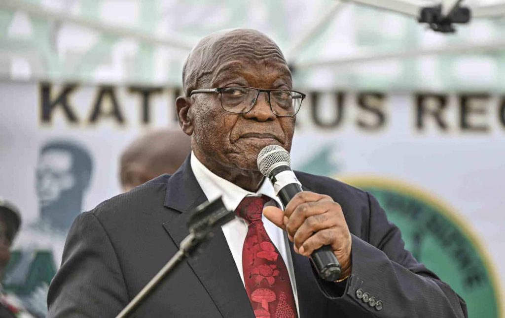Government to review Zuma’s privileges over ‘middle finger’ meeting with Ajay Gupta