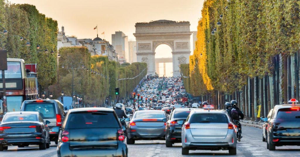 Automotive businesses get connected vehicles location data guidance